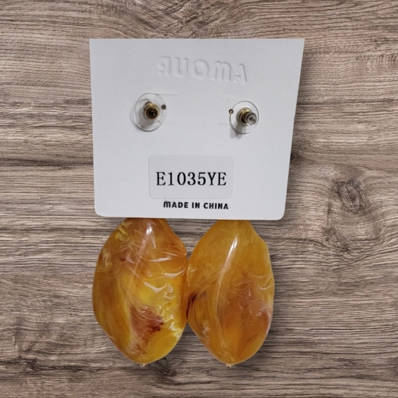 Gold and Amber Earrings - Picture 2 of 2